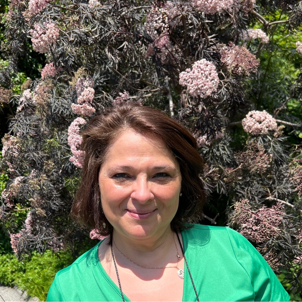 Meet your Posher, Genevieve